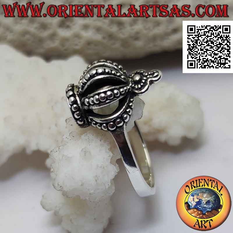 Anello in argento con mezza corona reale bombata