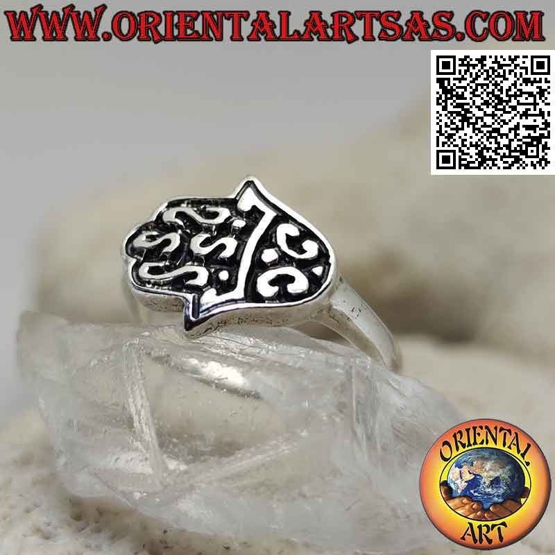 Anillo de plata con mano horizontal de Fátima decorada en bajorrelieve