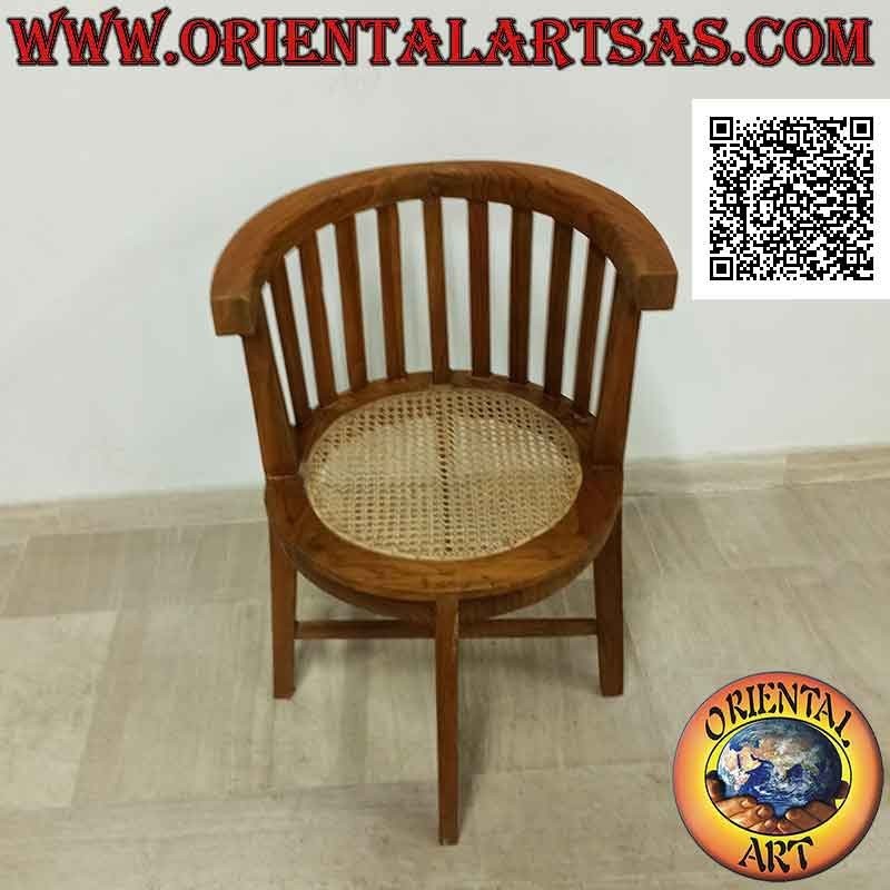 Fauteuil rond avec dossier semi-circulaire en lattes de bois de teck et assise en paille viennoise