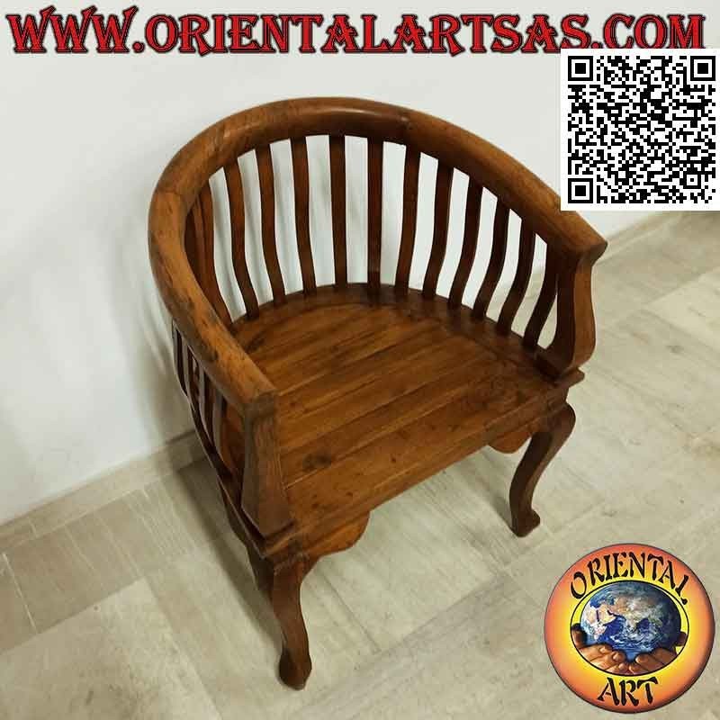 Sillón "redondo" moderno con asiento en listones de madera de teca