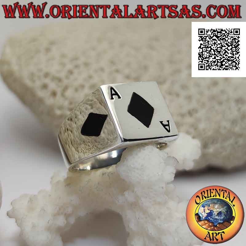 Bague carrée lisse en argent avec as de diamants onyx au ras du bord central et sur les côtés