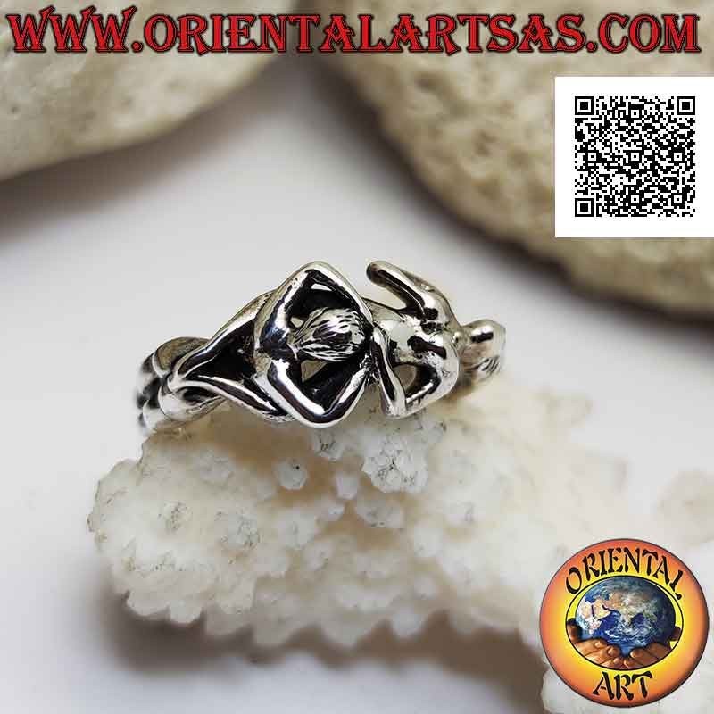 Bague en argent érotique Kamasutra, la position du cunnilingus ou du cunnilingus