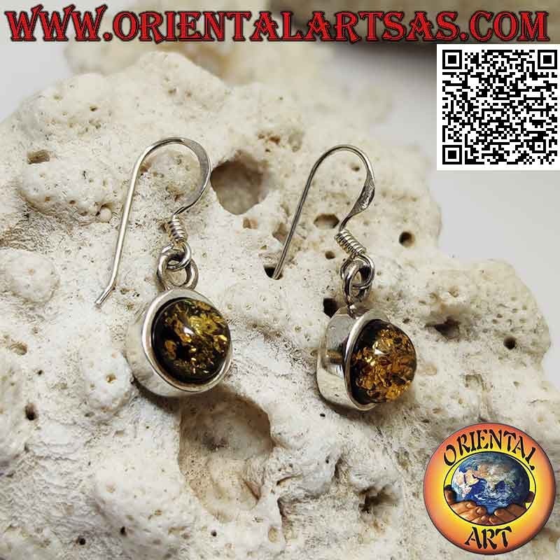 Boucles d'oreilles en argent lisse avec cabochon vert rond ambre