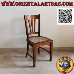 Chaise traditionnelle...