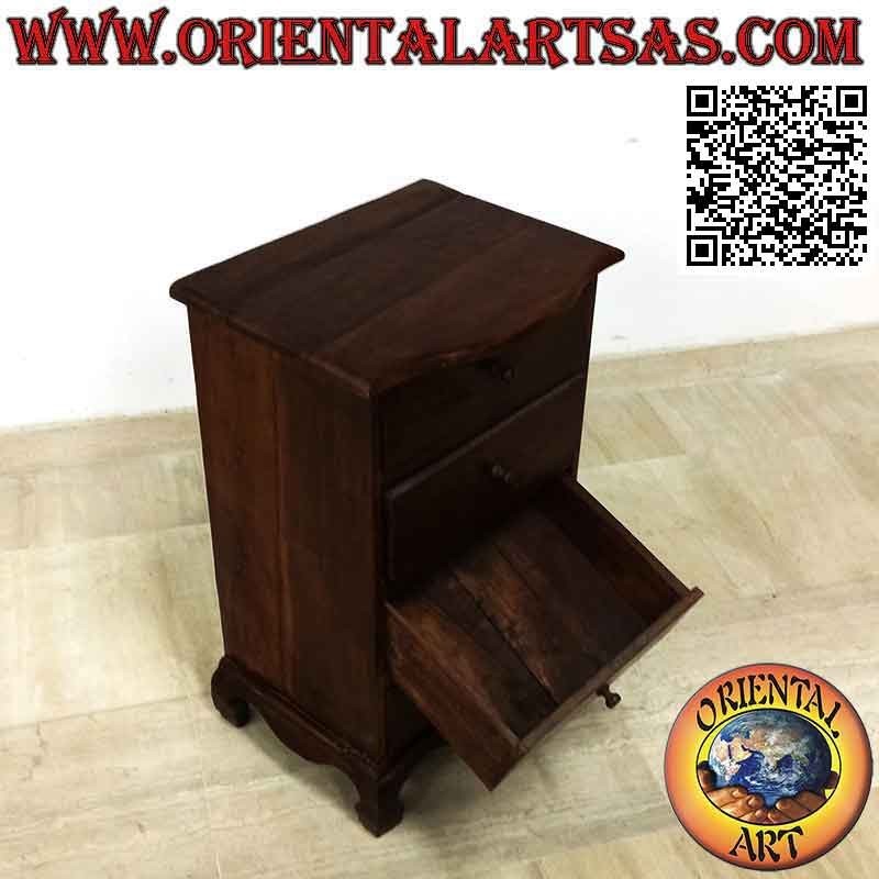 Mesita de noche alta con cuatro cajones y pies curvos en madera de teca