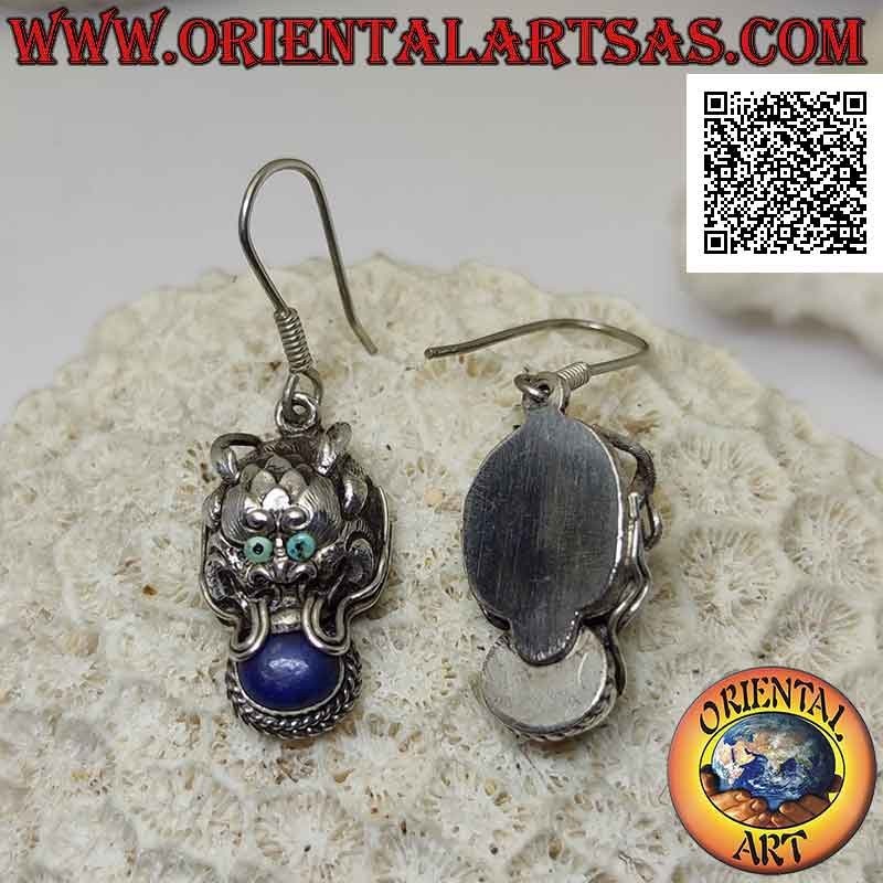 Boucles d'oreilles en argent en forme de dragon népalais avec lapis lazuli ovale dans la bouche