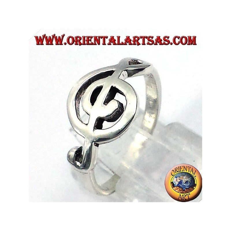 Silver ring treble clef, horizontal