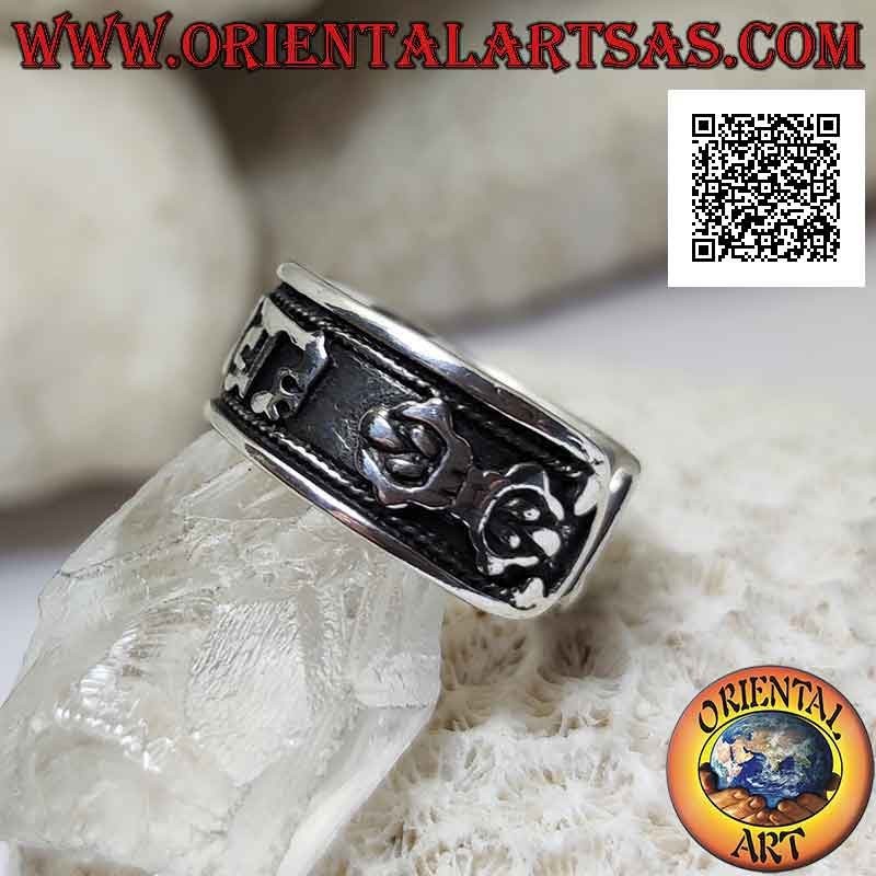 Silver band ring with Tibetan mantra OM MANI PADME HUM