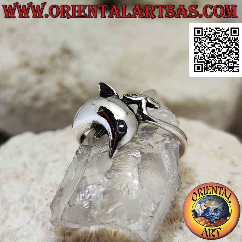 Silver ring, wrap-around dolphin with curved tail