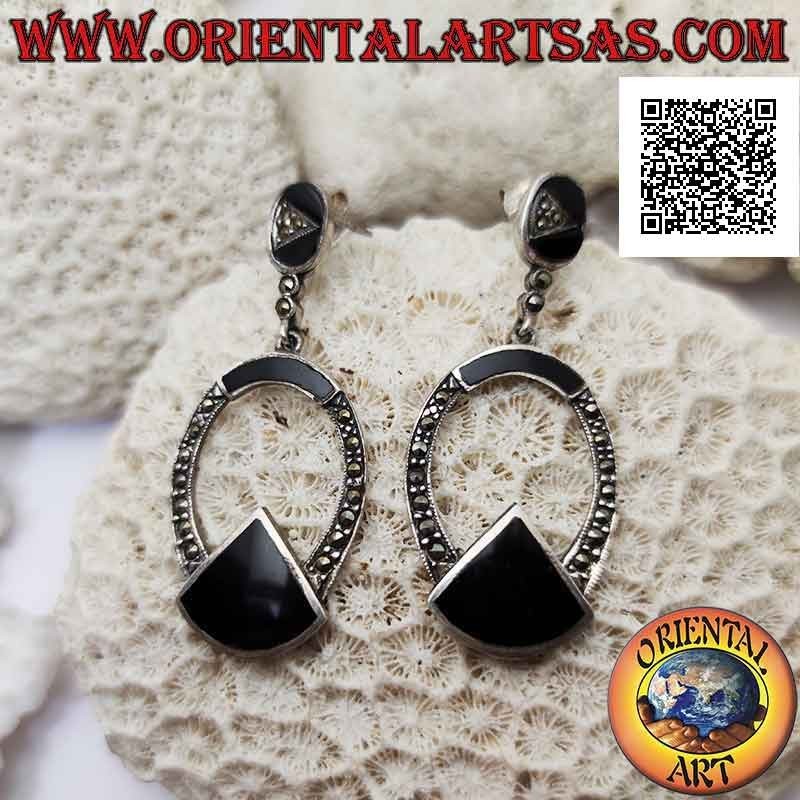 Boucles d'oreilles en argent, ligne ovale parsemée de marcassite avec tranche d'onyx en dessous