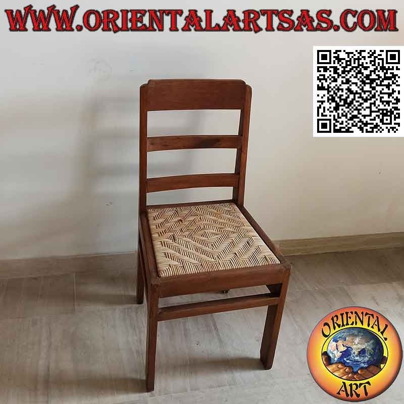 Chaise ancienne solide en bois de teck et assise en paille de Vienne