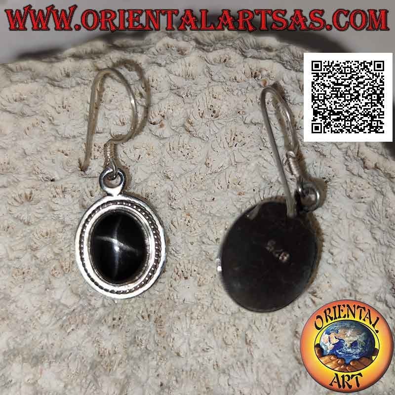Orecchini in argento con Black Star ovale cabochon (diopside stellato) e bordo liscio largo con intreccio