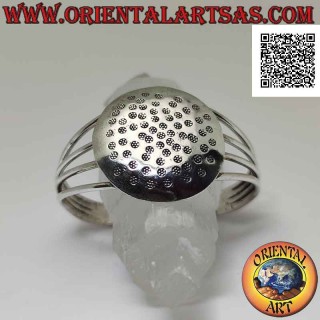 Starres Armband in 925 ‰ Silber mit glattem Rundschild mit handgravierten Kreisen