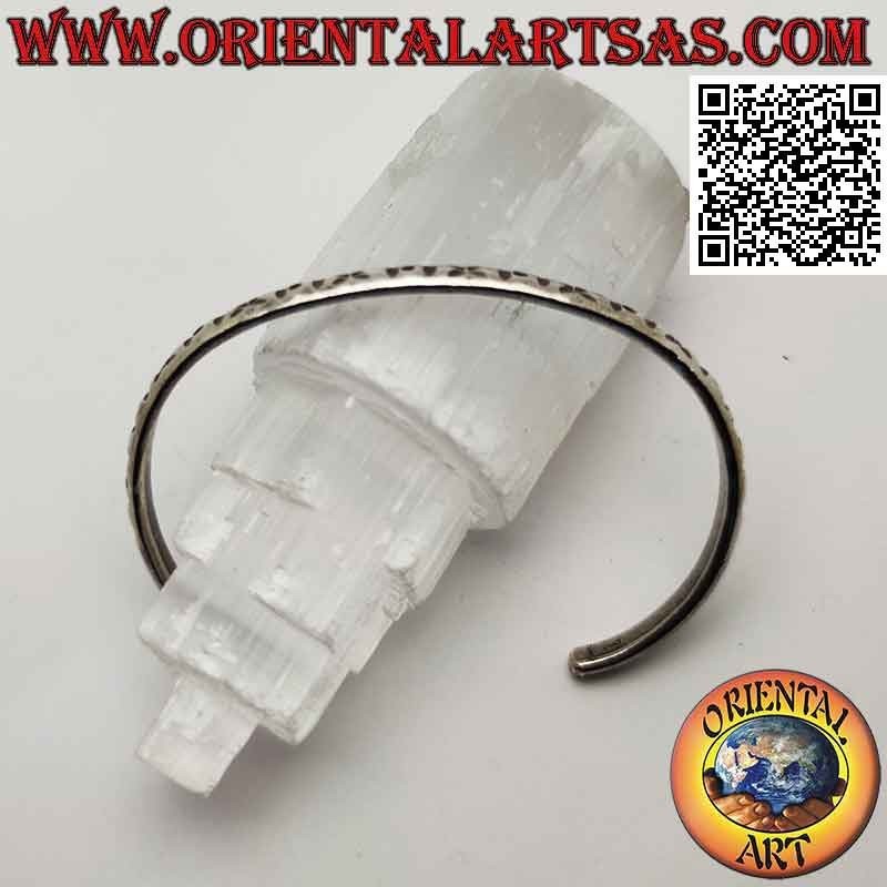 Bracciale rigido in argento 925‰ con "X" e "IoI" incise alternate
