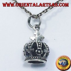 Crown pendant in silver