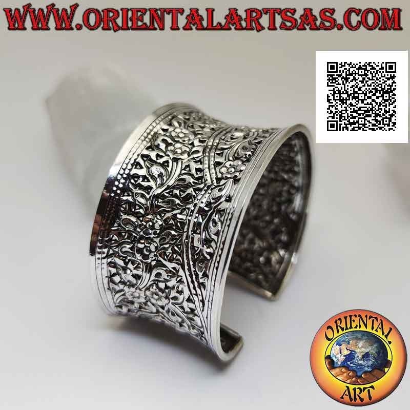 Bracciale rigido in argento 925‰ largo concavo con motivi floreali cesellato a mano da 35 mm