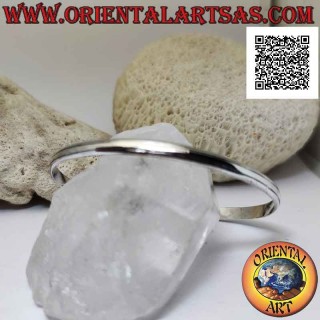 Bracelet rigide en argent 925 ‰ lisse légèrement arrondi avec double ligne parallèle gravée