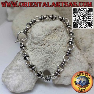 Armband in 925 ‰ Silber mit einer Kette von 19,5 cm gekreuzten Ringen