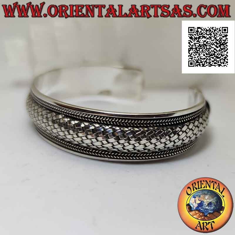 Wide rigid bracelet in 925 ‰ silver with rounded weave (straw style) between weaves