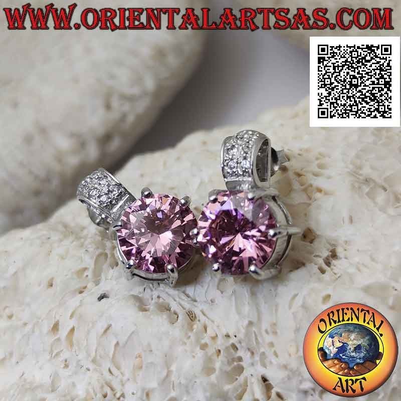 Boucles d'oreilles à lobes en argent avec un ensemble de zircons français à facettes rondes et une bande de zircons au-dessus