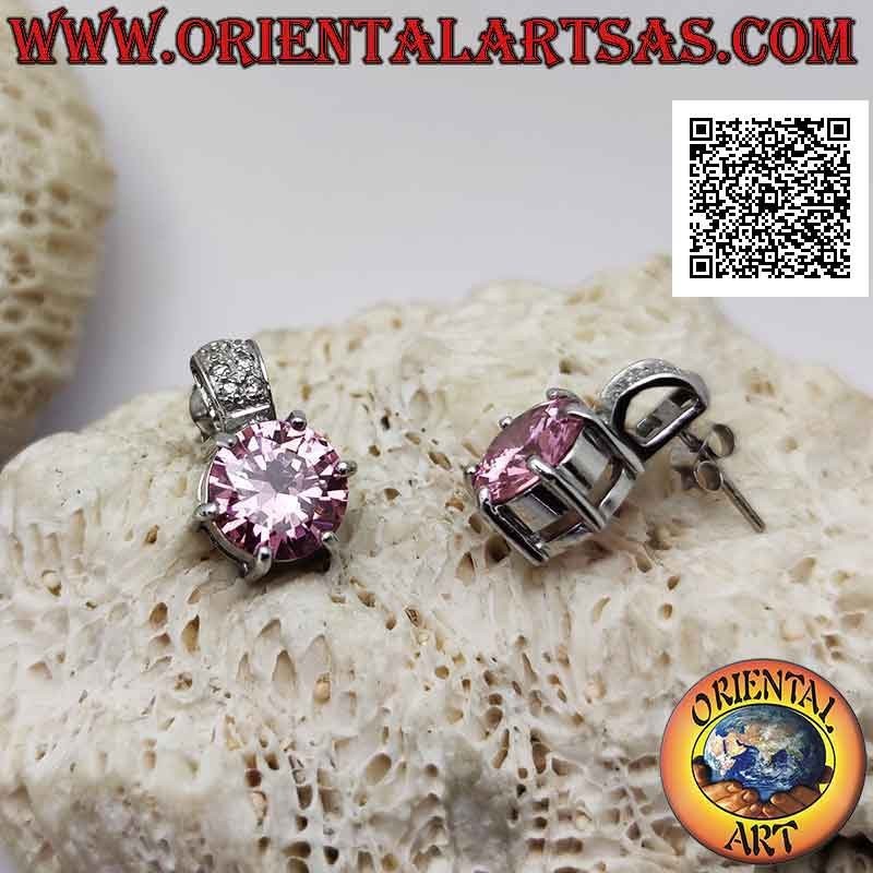 Boucles d'oreilles à lobes en argent avec un ensemble de zircons français à facettes rondes et une bande de zircons au-dessus