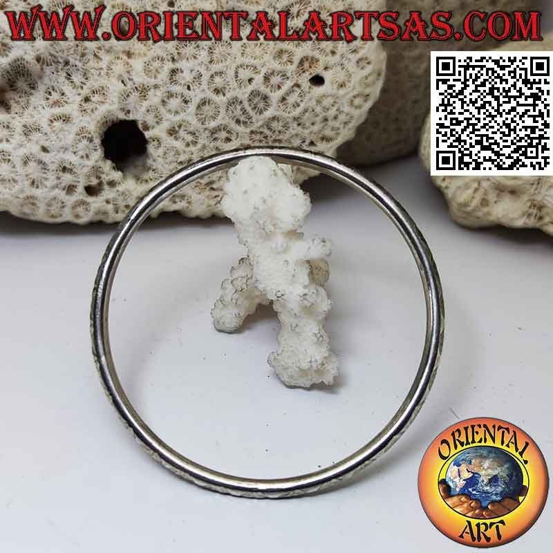 Bracciale rigido in argento 925‰ ad anello diamantato con incisioni a X