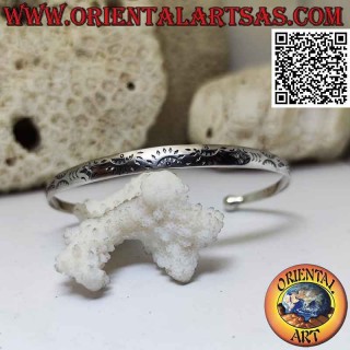 Pulsera rígida en plata 925 ‰ con medio sol tribal grabado espejo