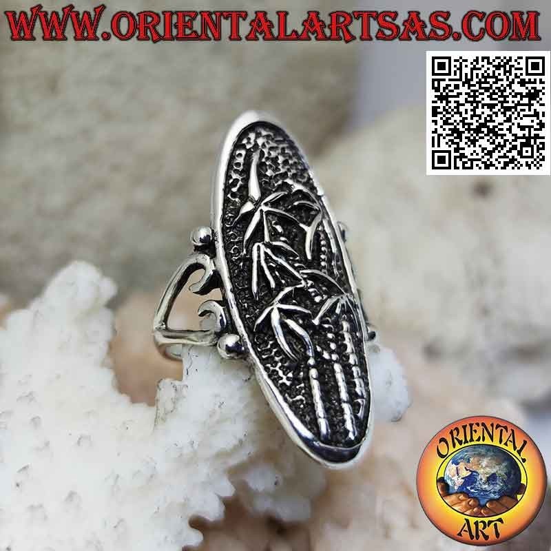 Anello in argento ovale con foresta di bambù in bassorilievo