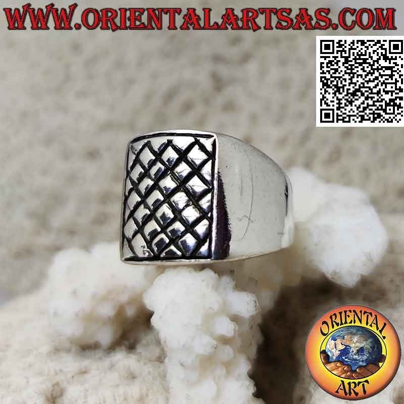 Smooth rectangular silver ring with crossed engravings