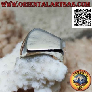 Bague en argent lisse avec trapèze isocèle en croix