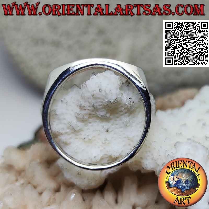 Glatter Silberring vorne abgeflacht mit einem länglichen schmalen Oval