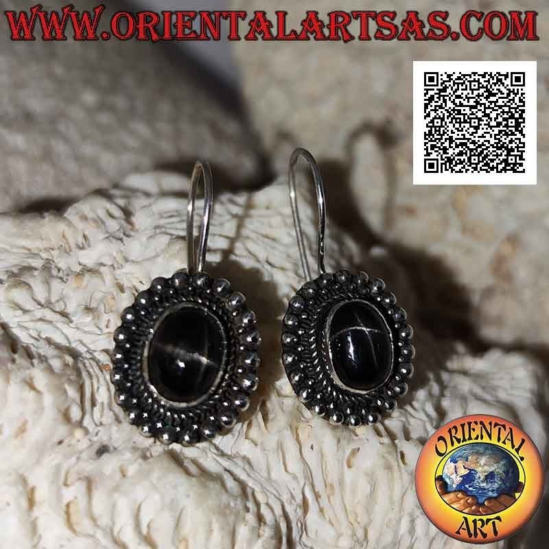 Boucles d'oreilles en argent avec étoile noire (étoile diopside) ovale entourée d'entrelacs, petites et grandes boules