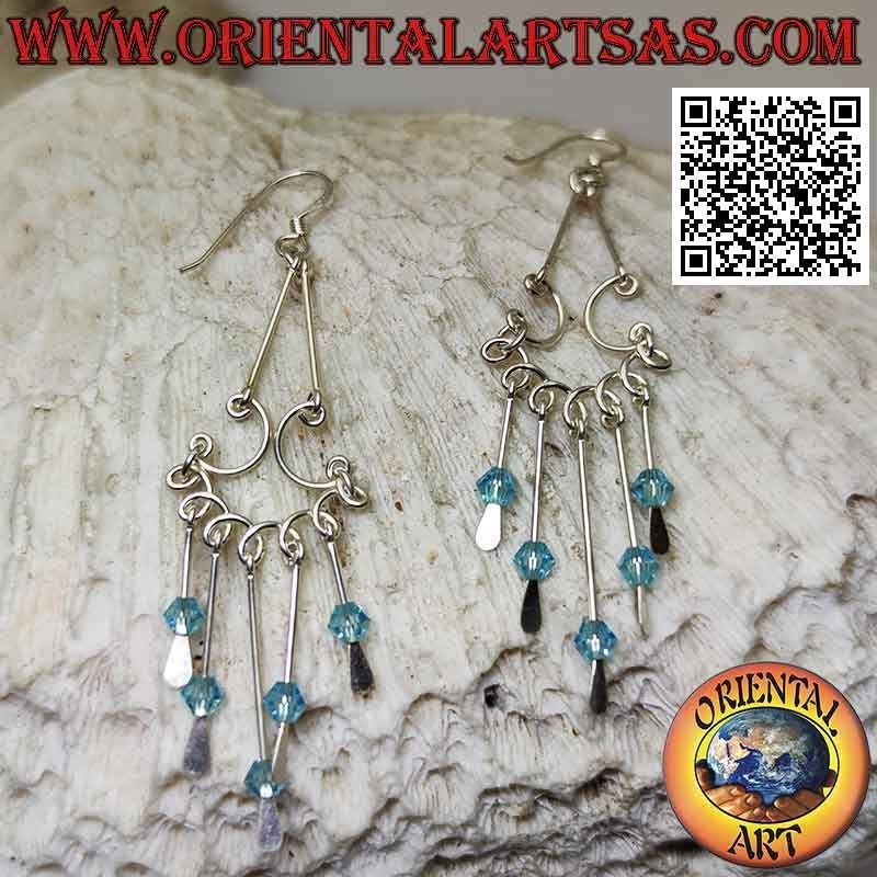 Boucles d'oreilles en argent à arc roulé avec cristaux bleus pendants