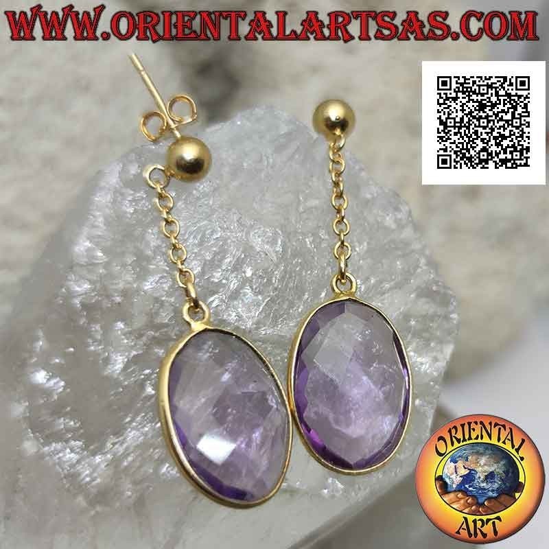 Pendientes de plata bañada en oro con amatista sintética ovalada facetada con alambre de borde liso