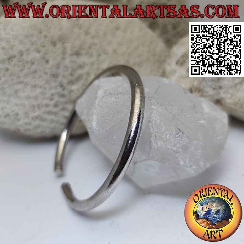 Starres Armband aus glattem 925er ‰ Silber mit zylindrischem Abschnitt
