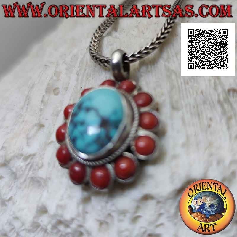 Pendentif en argent avec turquoise tibétaine ronde naturelle entourée d'entrelacs et d'anciens coraux ronds