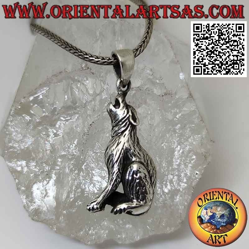 Pendentif en argent en forme de loup hurlant en trois dimensions