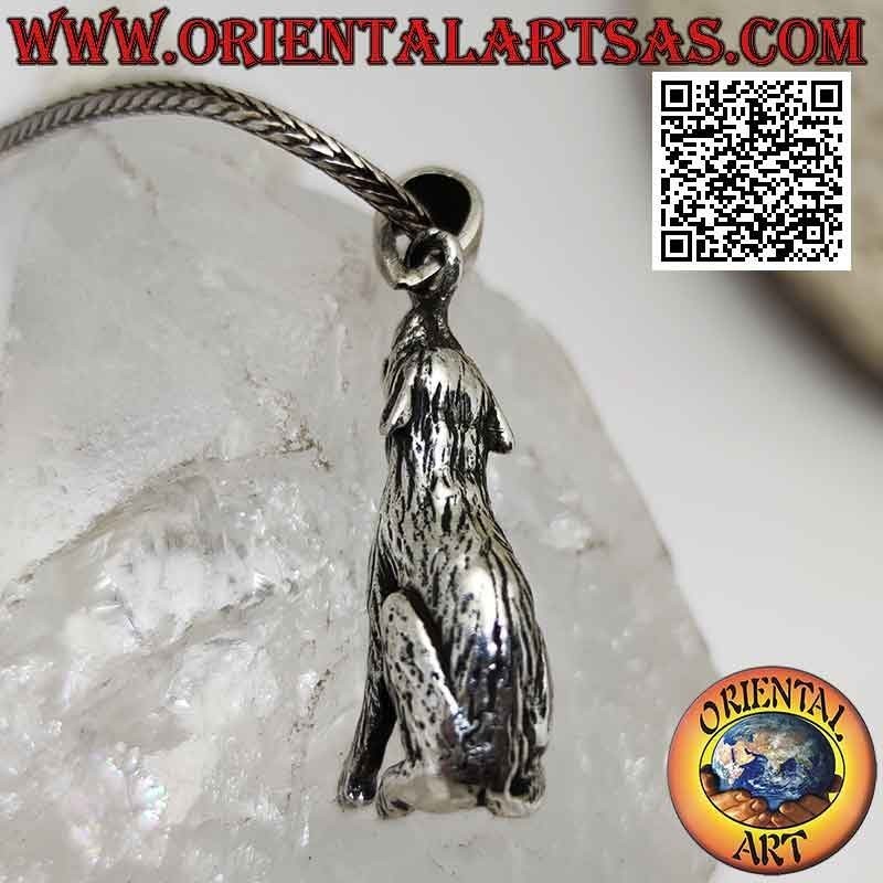 Pendentif en argent en forme de loup hurlant en trois dimensions