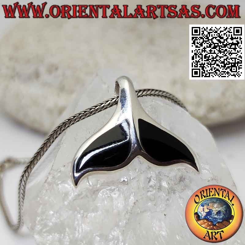 Pendentif en argent en forme de queue de baleine courbée avec onyx