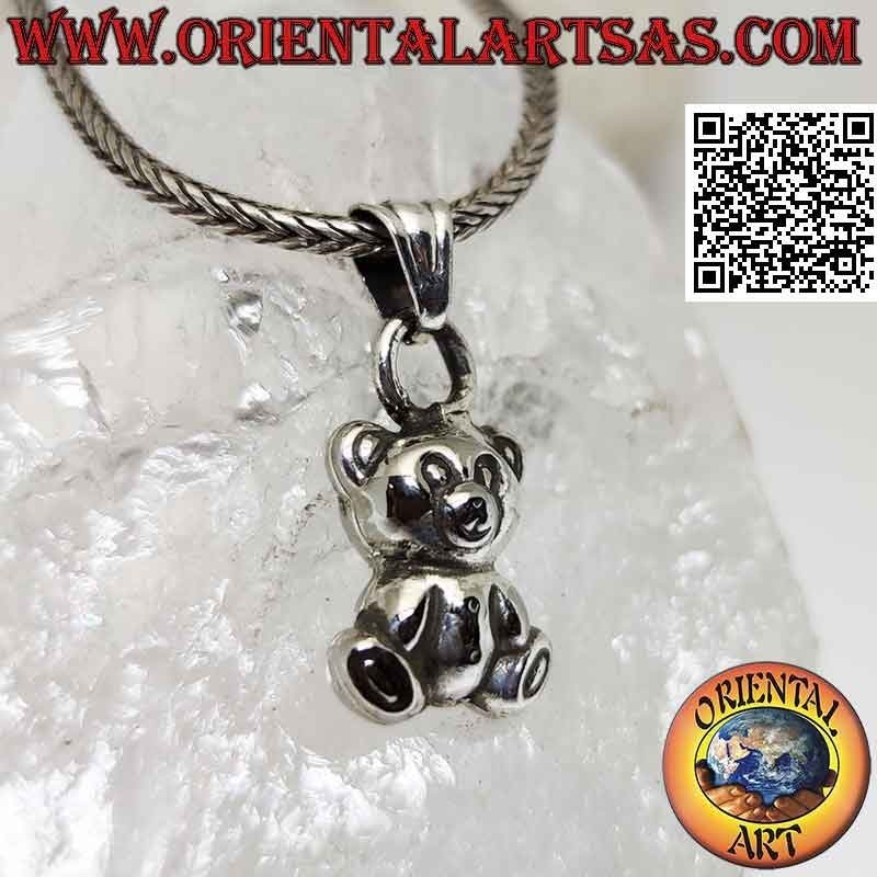 Silver pendant in the shape of a three-dimensional bear