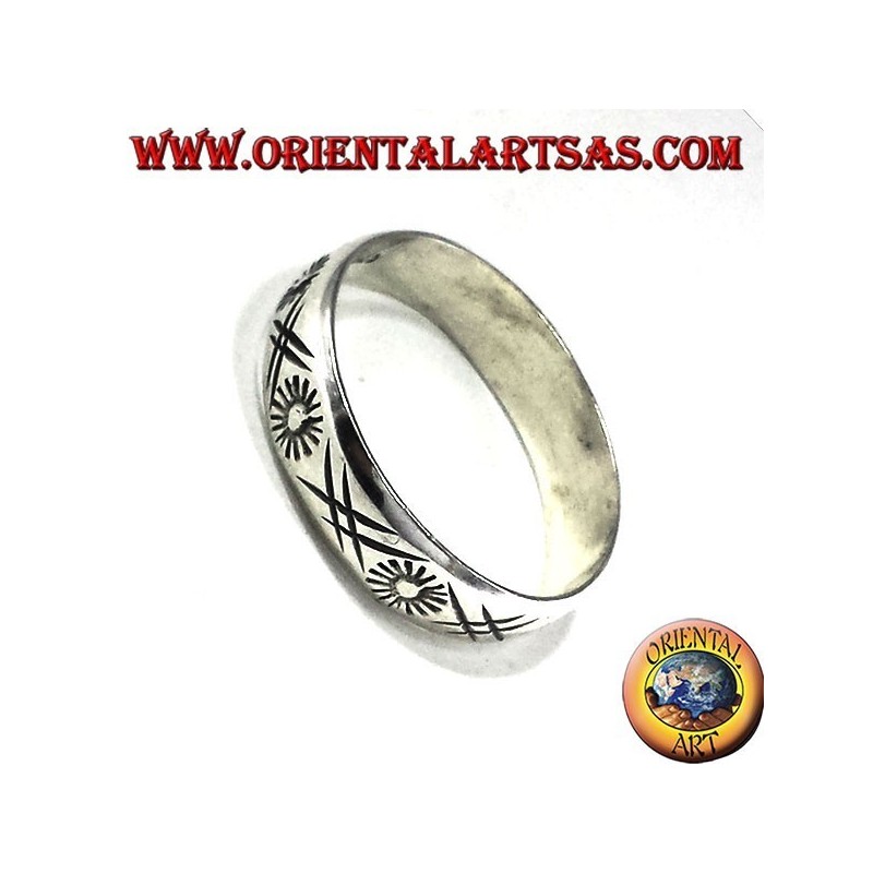 wedding ring engraved silver sun hand