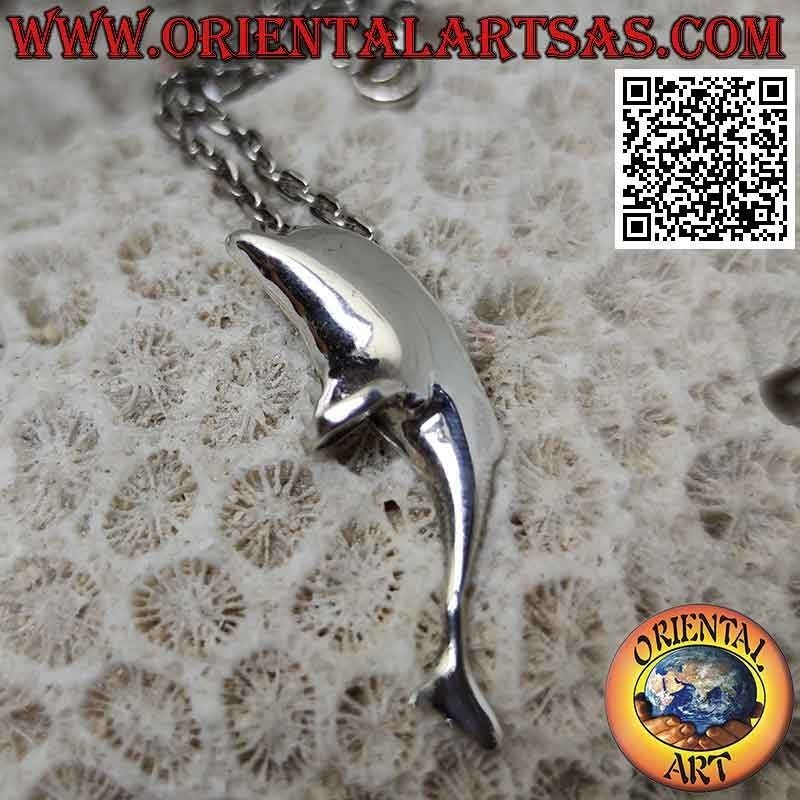 Colgante de plata, delfín del amor en abrazo