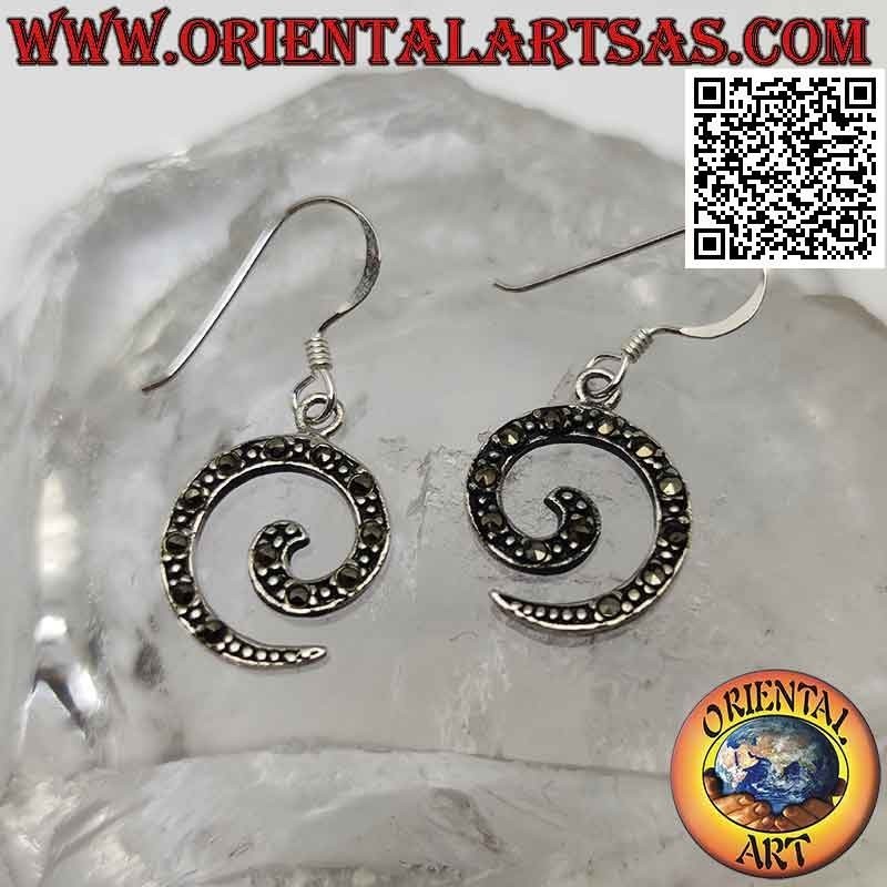 Orecchini in argento a monachella con spirale tempestata di marcassite