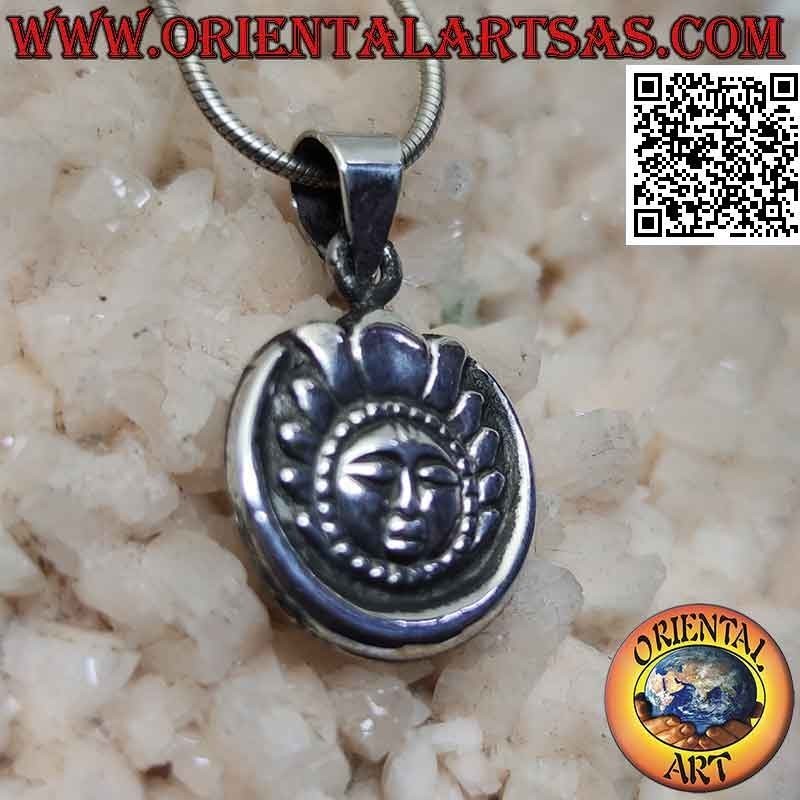 Pendentif en argent, soleil avec visage dans la lune de style népalais (Ø 15 mm)