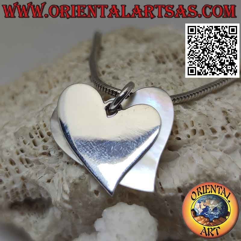 Colgante de plata, corazón plano liso superpuesto a uno de nácar