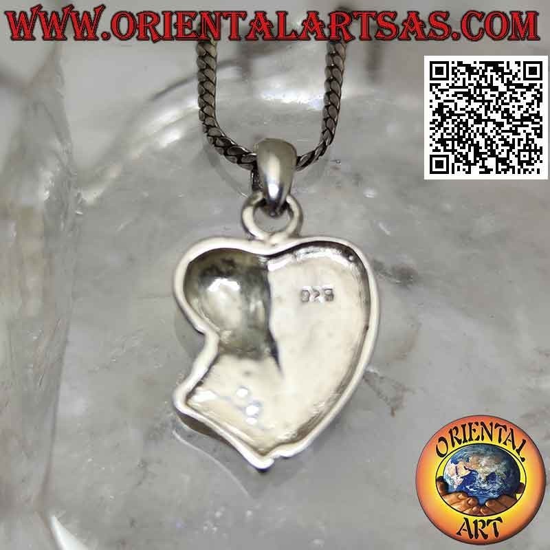 Ciondolo in argento, cuore per metà in madreperla e metà in argento inciso e cuoricino