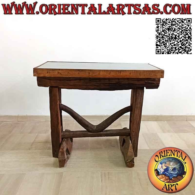 Table avec plateau en verre dans le coffre en bois de teck ancien recyclé de véhicules agricoles (85h x 100x55)