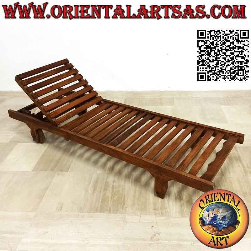 Lettino mare da spiaggia con ruote in legno di teak