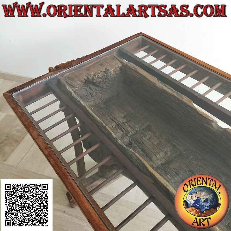 Tavolo con ripiano in vetro nel tronco in legno di teak antico riciclato da mezzi agricoli (90h x 180x65)