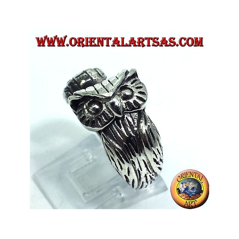Anillo de plata 925 con diseño envolvente de búho y acabado artesanal detallado.